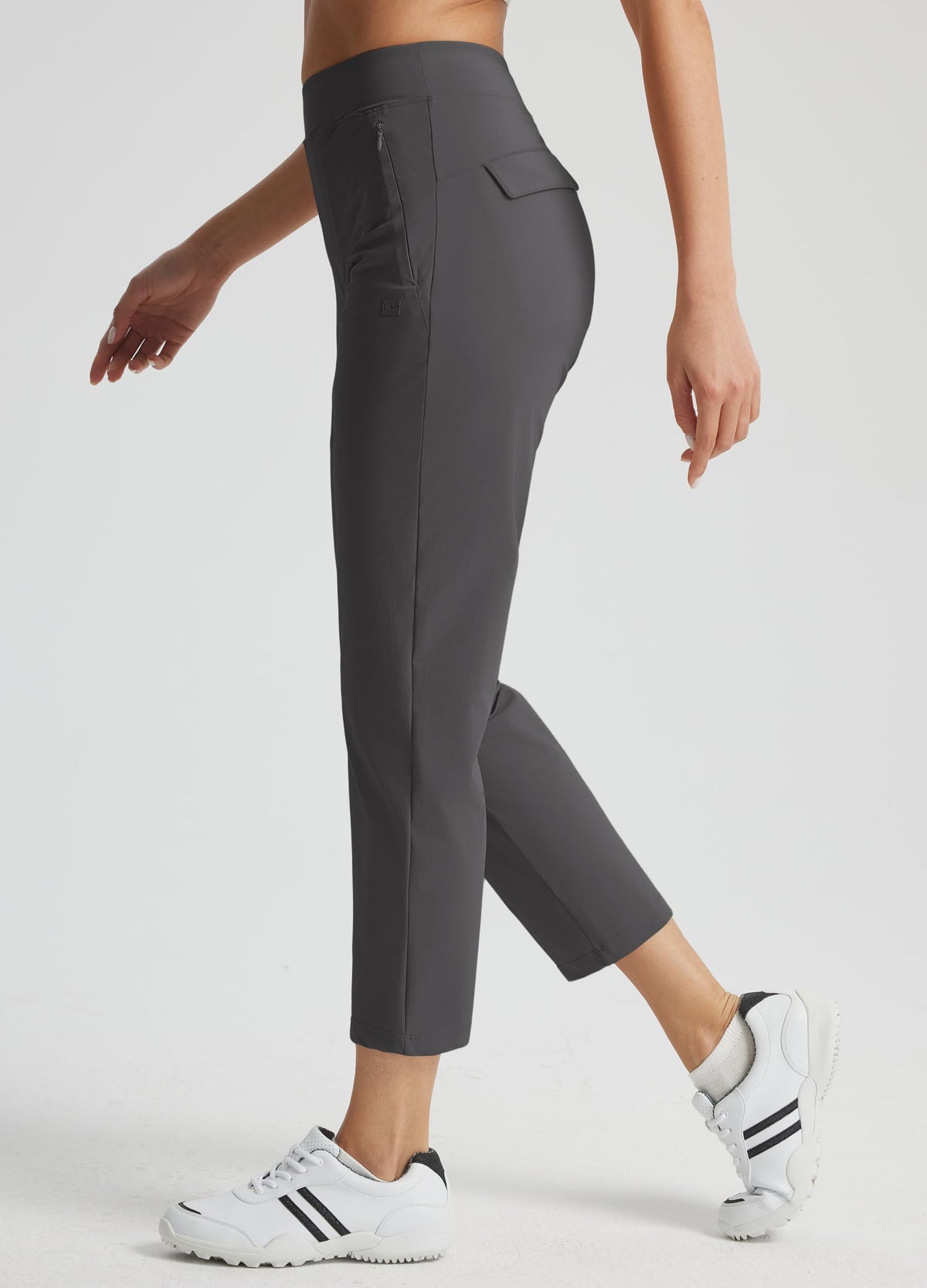 Libin golf pants with back pockets for cards and keys on the go.