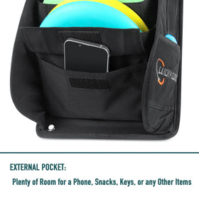 LUCKY CLOVER putter-pouch-scorecard-pocket keeps scorecards and clips handy.