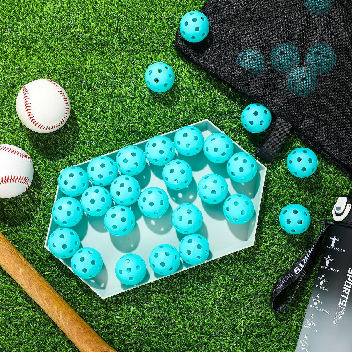 Lunmon durable plastic baseballs resist crushing during repeated practice sessions.
