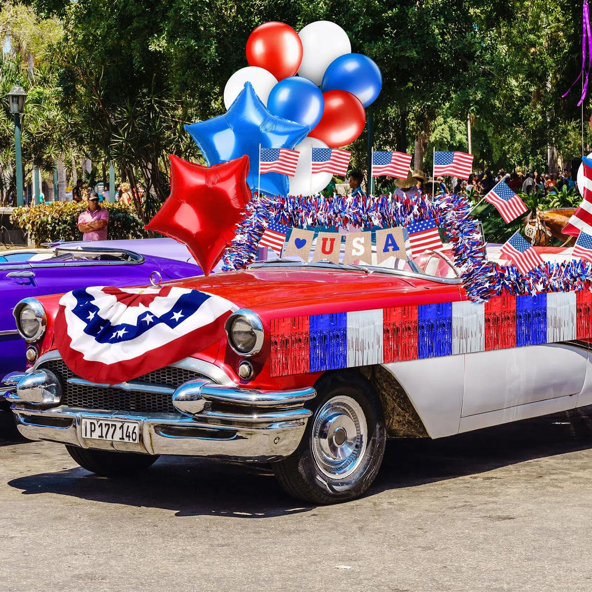 Lunmon red white blue balloons boost centerpieces and car decor.