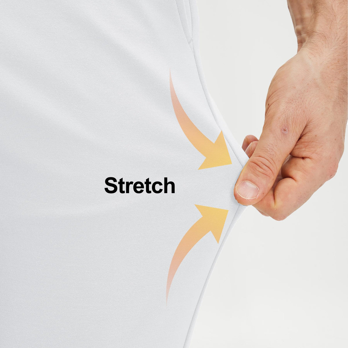 M MAELREG golf pants feature a practical four-pocket design