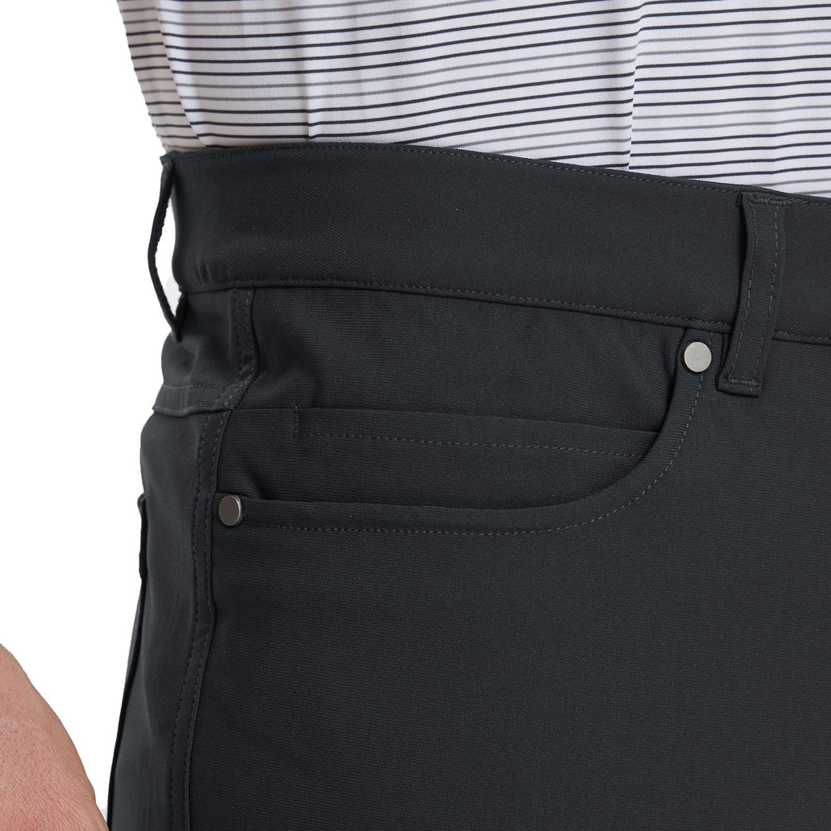 M MAELREG lightweight fabric texture ideal for all-day comfort.