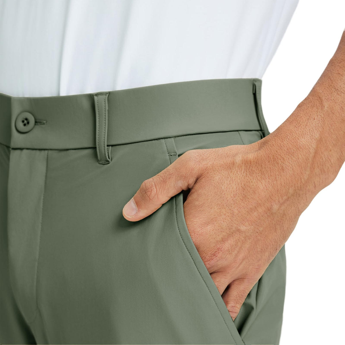 M MAELREG waistband detail with belt loops ensures adjustable, stable positioning.