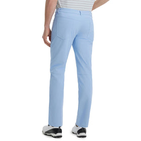 M MAELREG golf pants waistband and belt-loop detail for secure, adaptable fit.