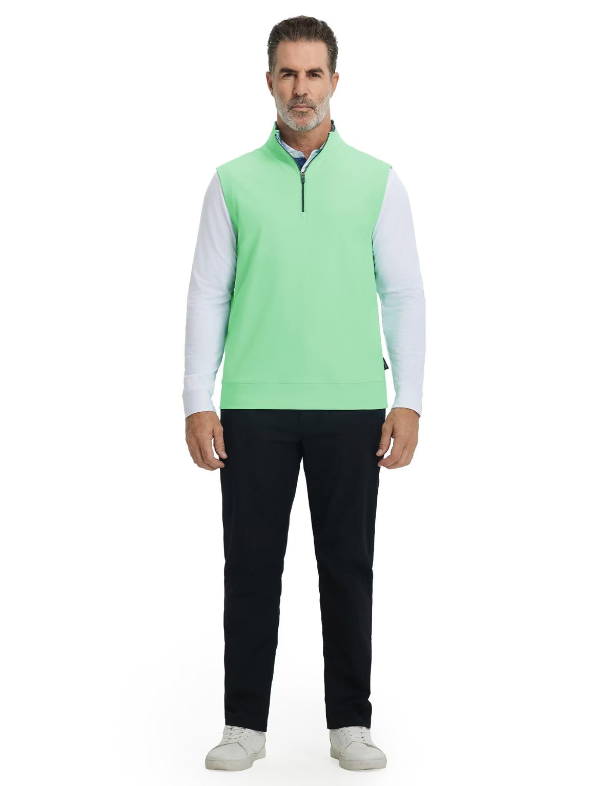 M MAELREG color options display range for varied outfits.