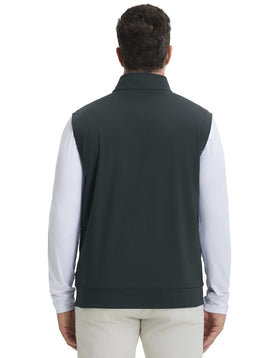 Interior collar windproof flap on M MAELREG golf vest adds wind protection and style.