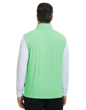 M MAELREG vest quarter zip zipper detail with easy pull for quick adjustments.