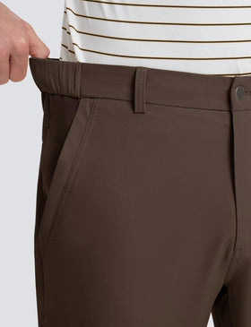 M MAELREG golf pants five-pocket design with back zip pockets for valuables.