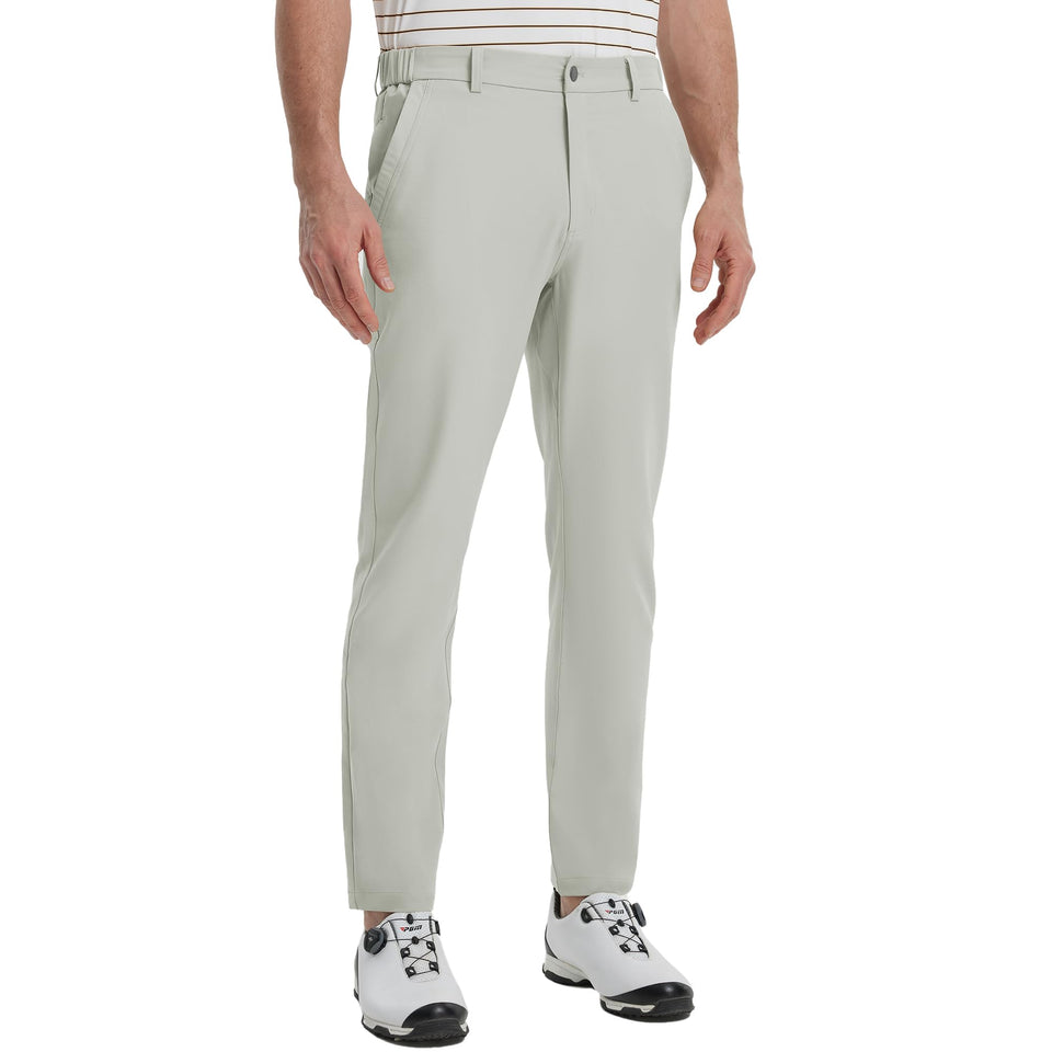 M MAELREG men's golf pants in lightweight fabric for all-day comfort