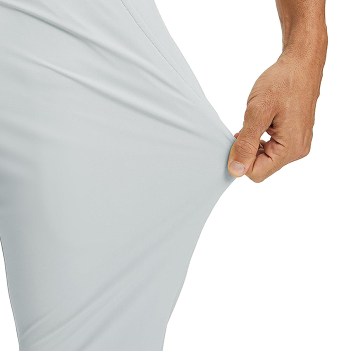 M MAELREG pants back pockets, durable storage for essentials.