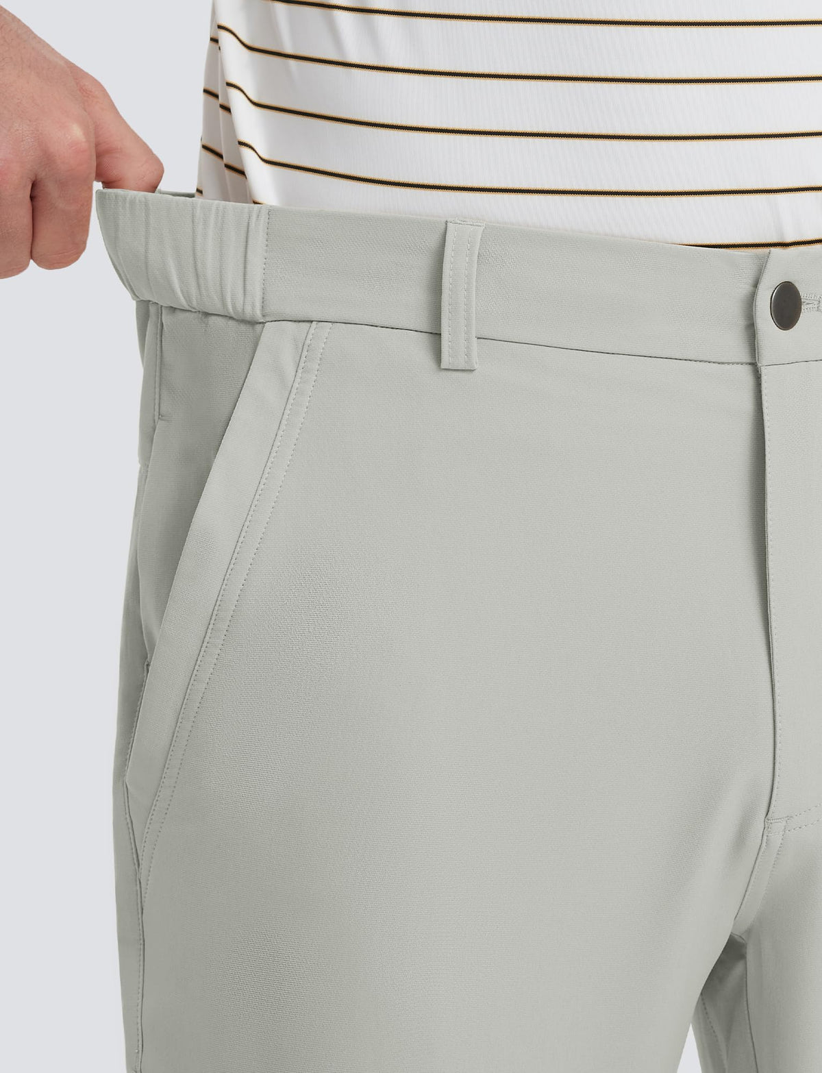 M MAELREG golf pants with multiple pockets for essentials on the course