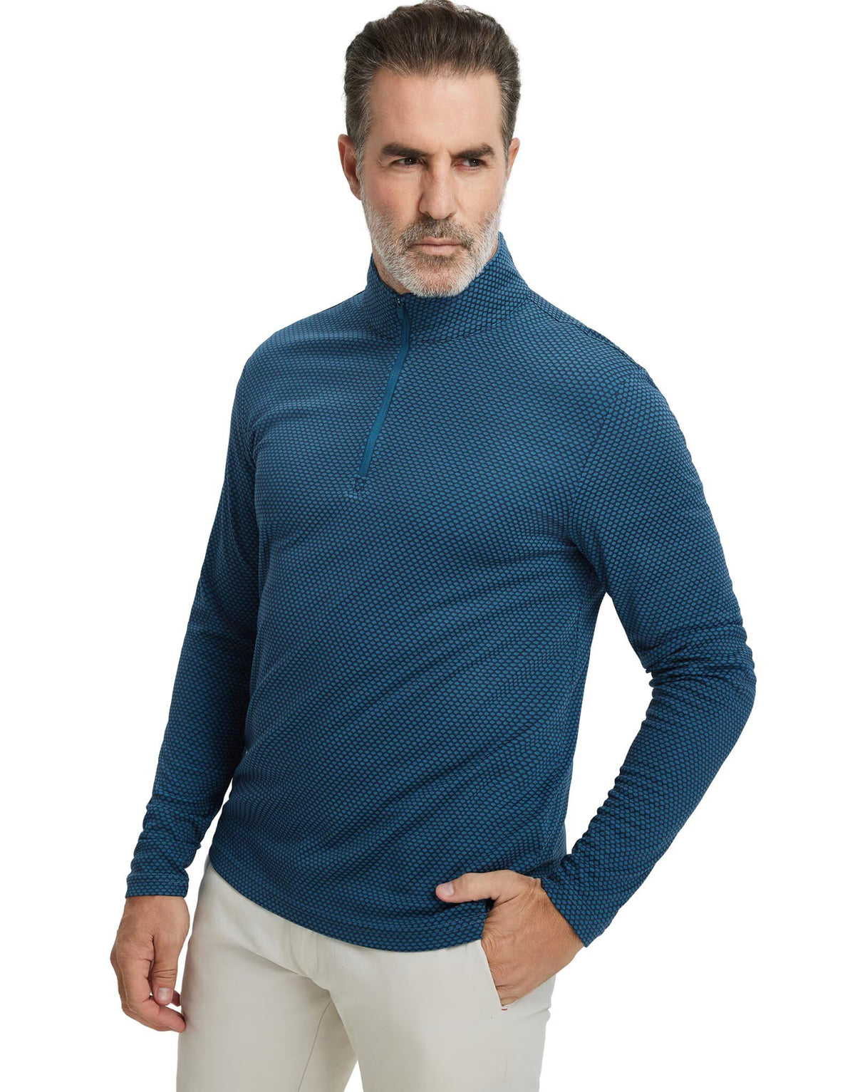 M MAELREG jacquard detail shows pattern and breathable performance on the court