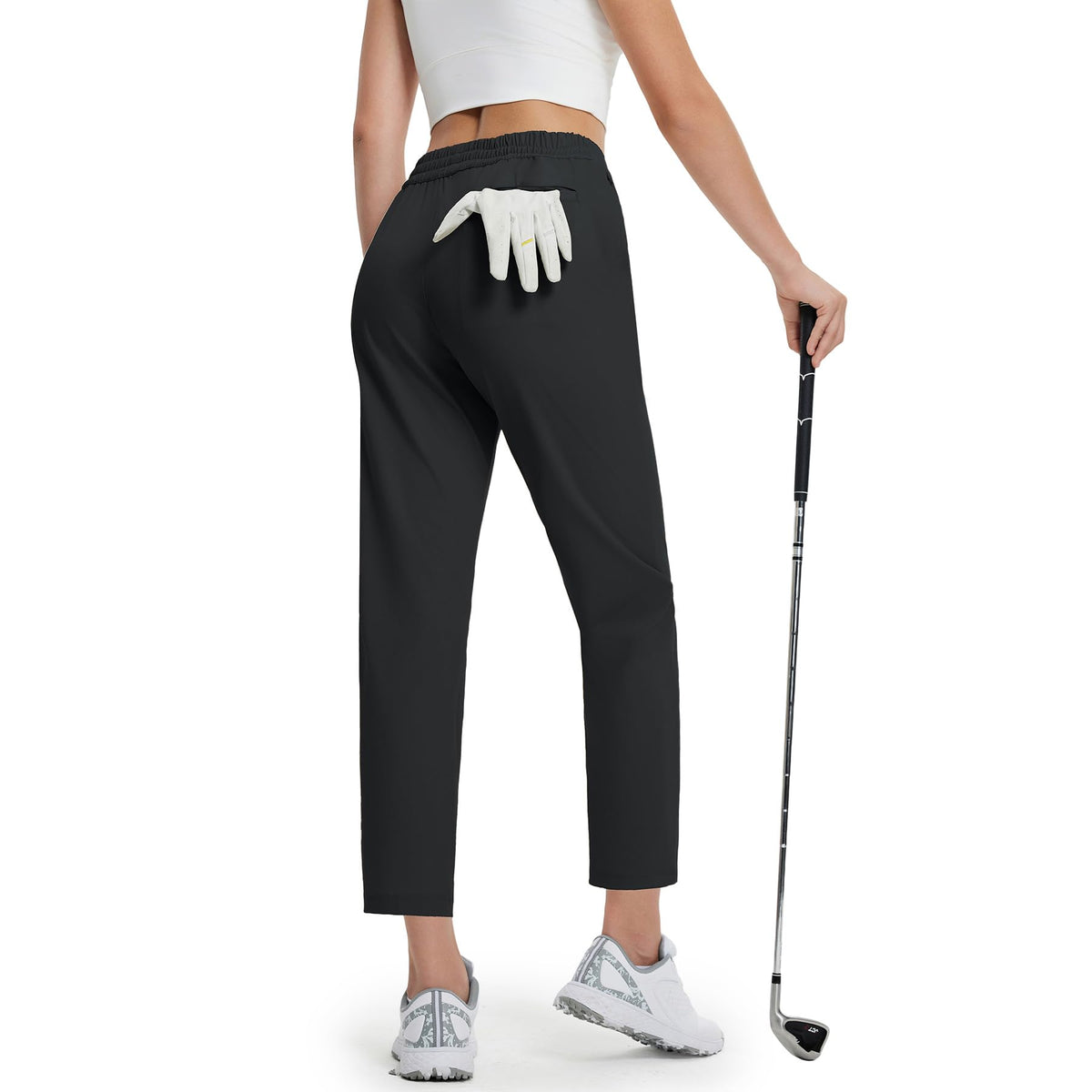 M MAELREG women's golf pants 7-8 ankle design for a chic, unrestricted swing.