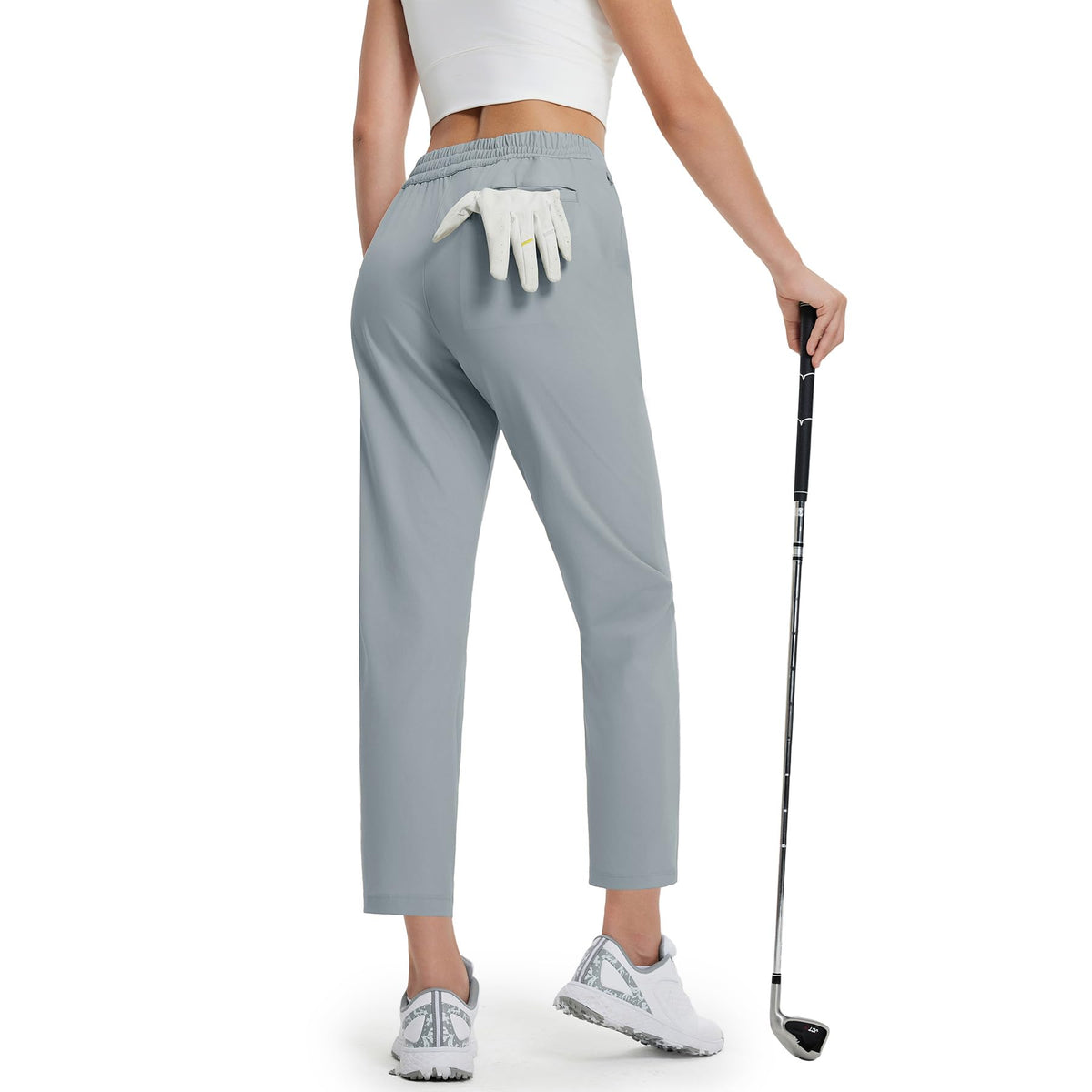 M MAELREG women's golf pants fabric delivers quick-dry and moisture-wicking comfort.