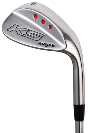 Majek Petite SW ready for swing and short-game practice.