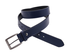 MARACOCO belt microfiber texture closeup emphasizes soft yet durable feel.