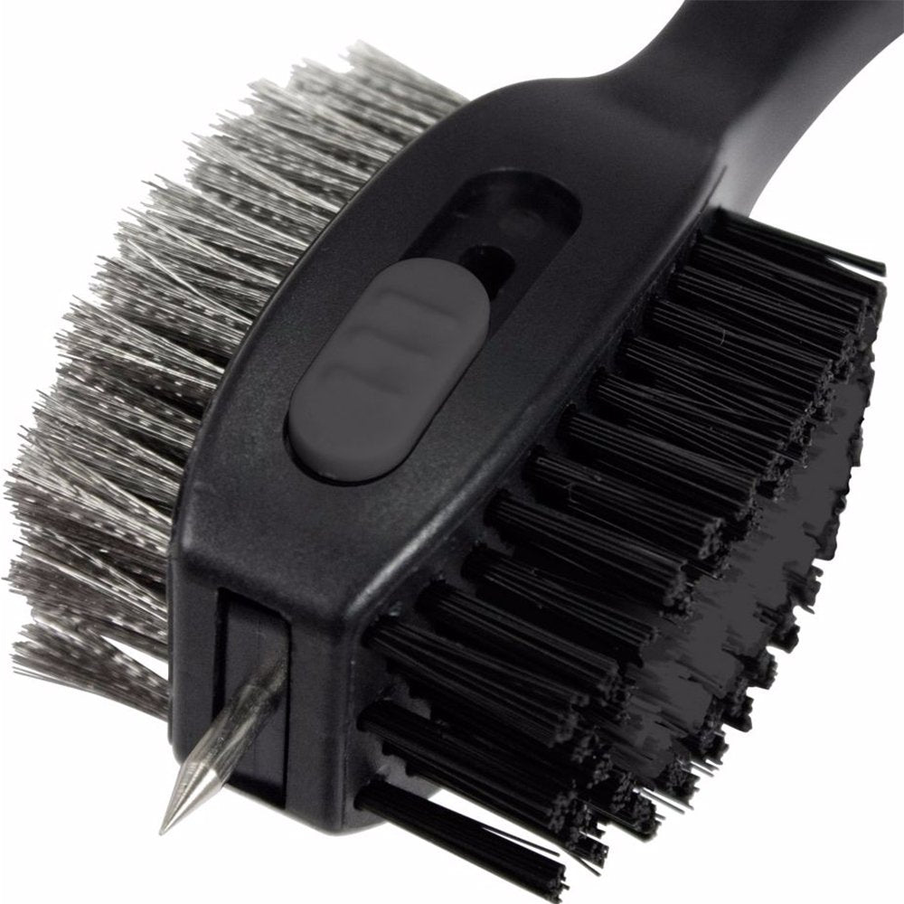 Maxfli Groover removes dirt, sand and grass from grooves for on-course cleanliness