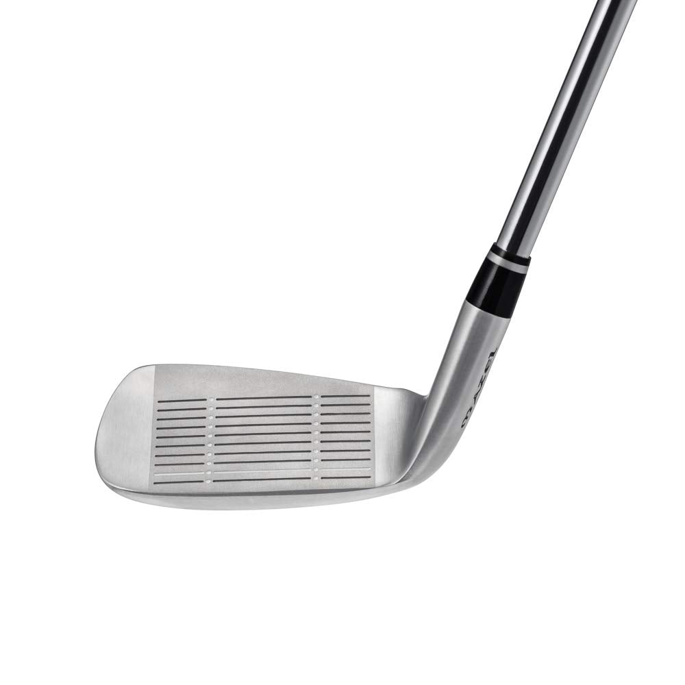 MAZEL pitching wedge in action on the fringe demonstrates accuracy.