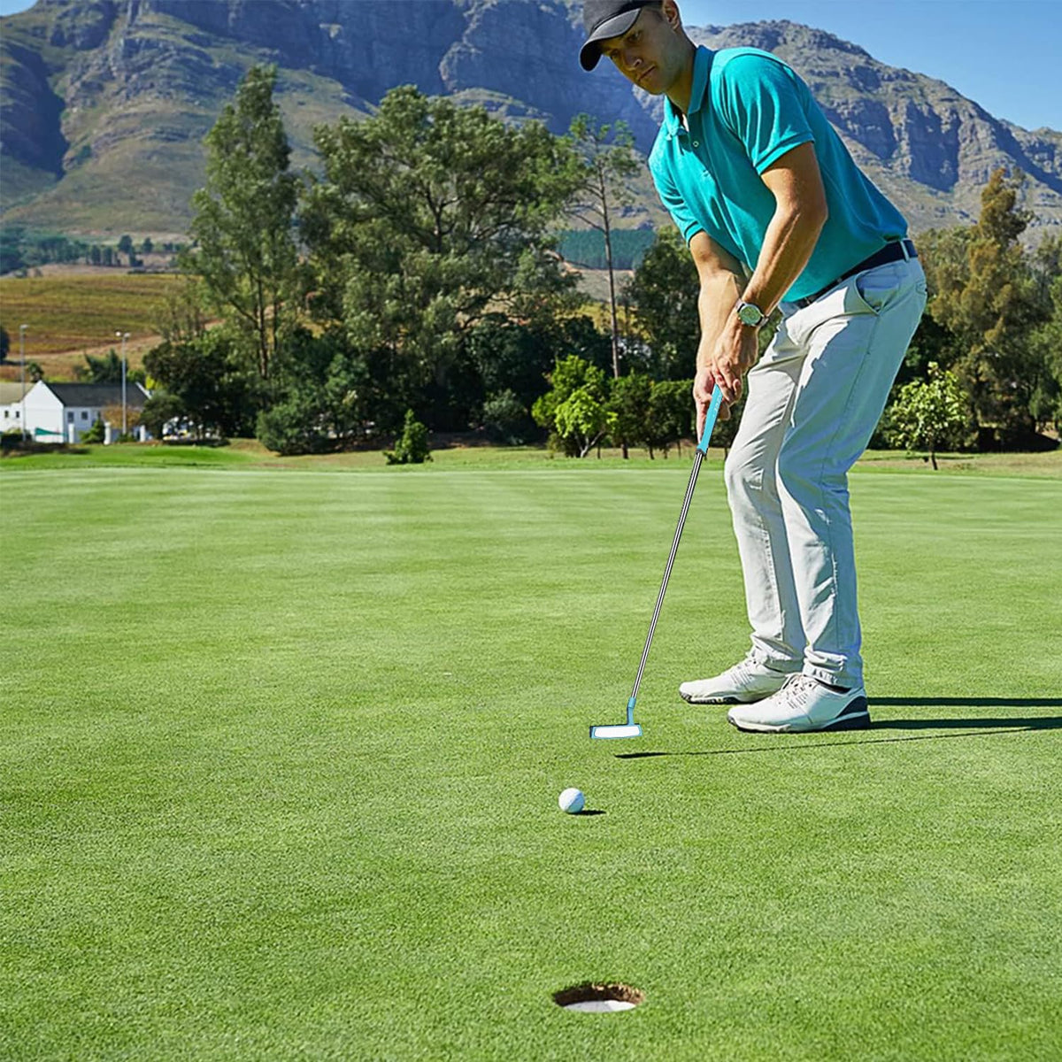 MAZEL Tour GS putter rubber grip offers comfort and control.