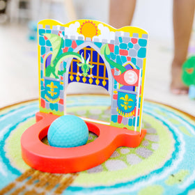 Melissa & Doug scorecard helps track rounds during friendly games.