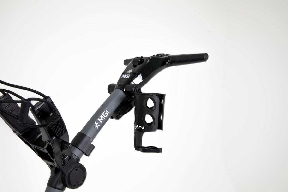 MGI Drink Holder XL keeps drinks accessible on the golf bag