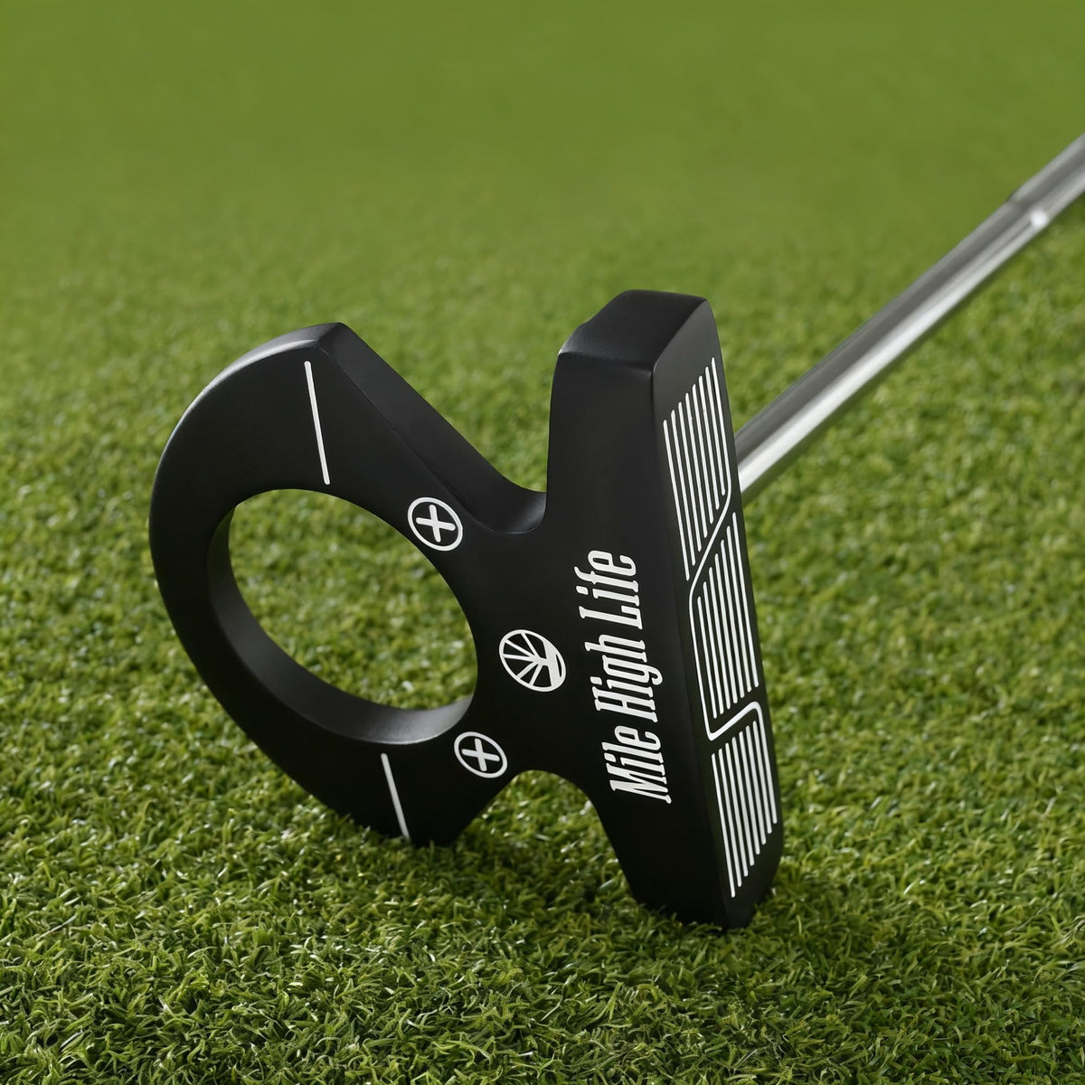 Mile High Life left-handed alignment lines aid confident alignment.