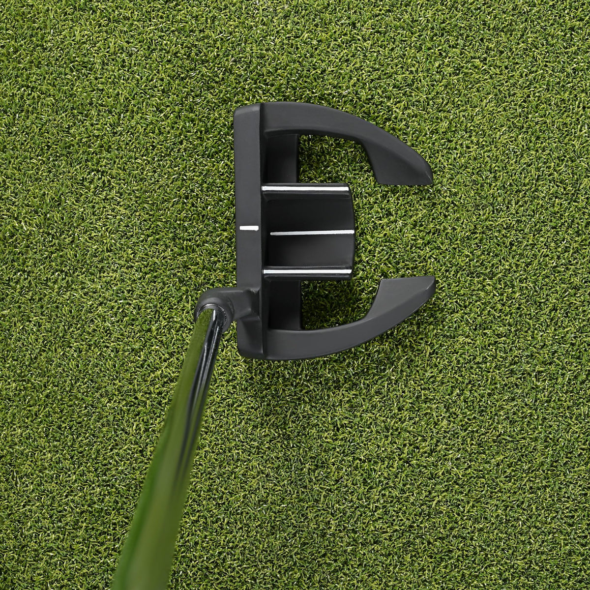 Mile High Life 35-inch shaft supports comfortable stance and smooth stroke.