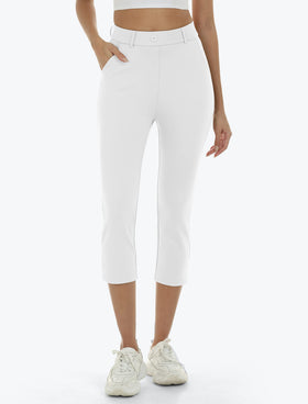 MoFiz Capri pants back pocket detail for secure storage