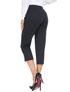 MoFiz four-pocket design capris for secure storage on workdays