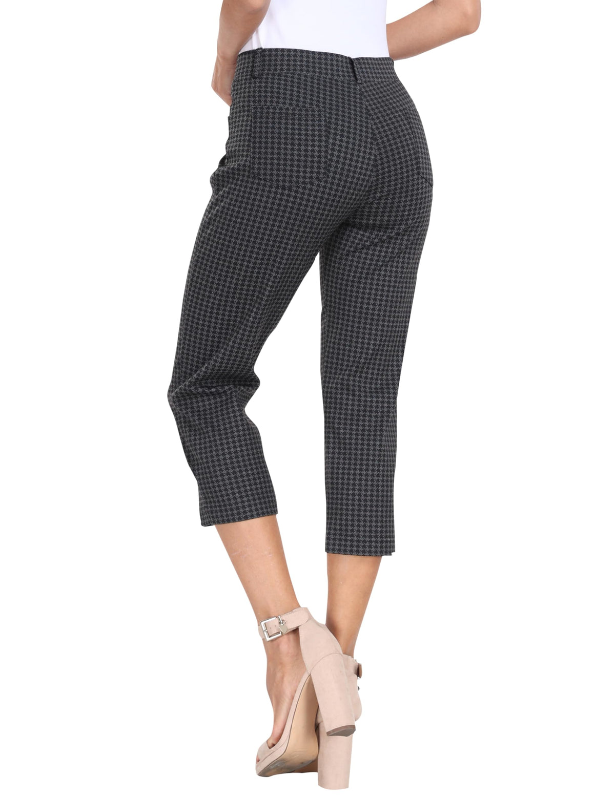 MoFiz capris straight-leg cropped pants offer breathable stretch for all-day movement.