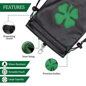 Montela Golf drawstring toggle keeps items secure during play.
