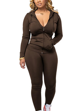 Mrskoala two-piece brown jogger set for women, comfortable daily workout outfit.