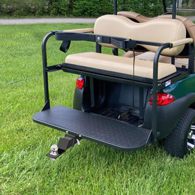 Hitch mounted under rear seat ready for towing on the course
