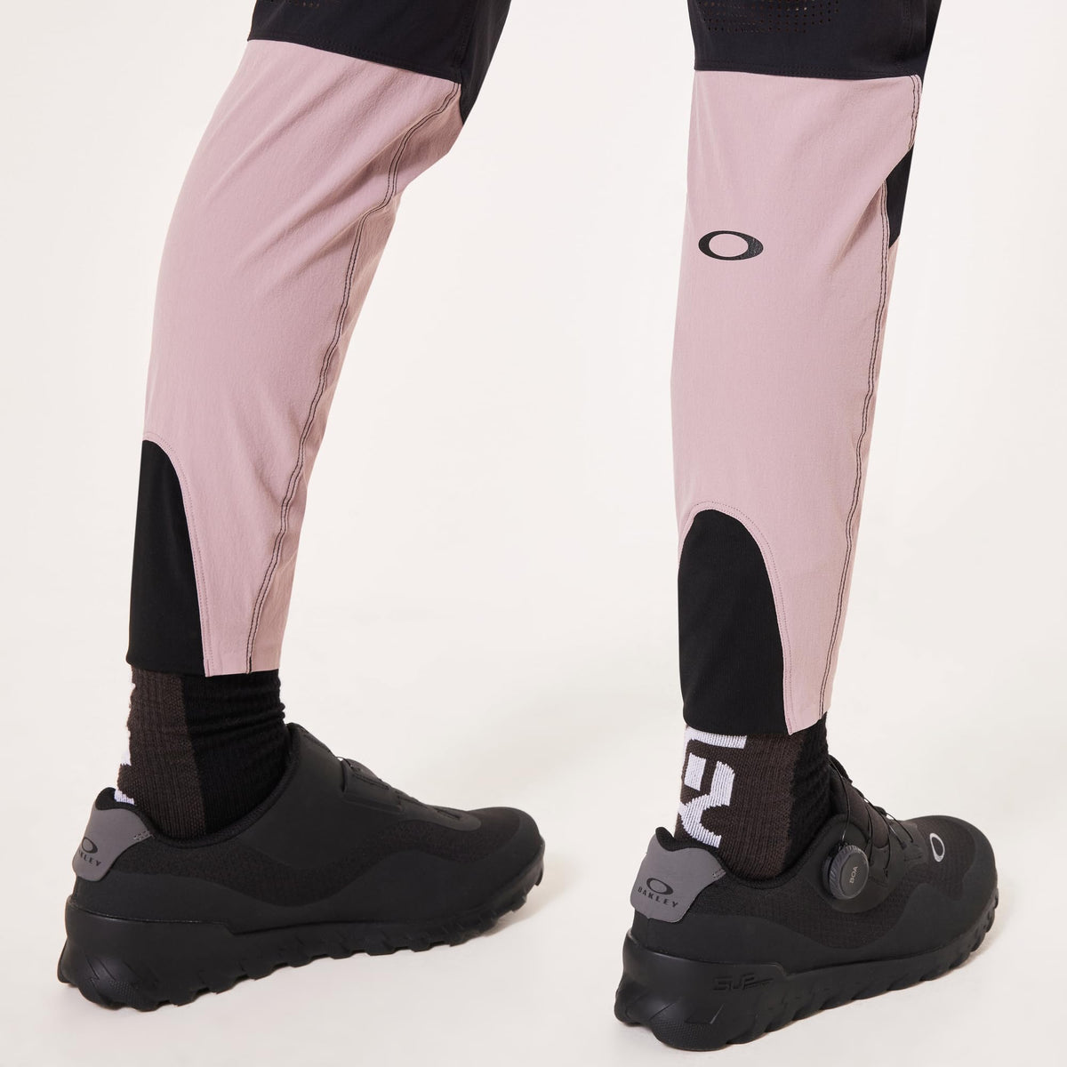 Oakley Seeker Airline Pant in action on trail, all day comfort