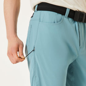 Oakley Transition Pant Pacific pocket detail, front and back storage.