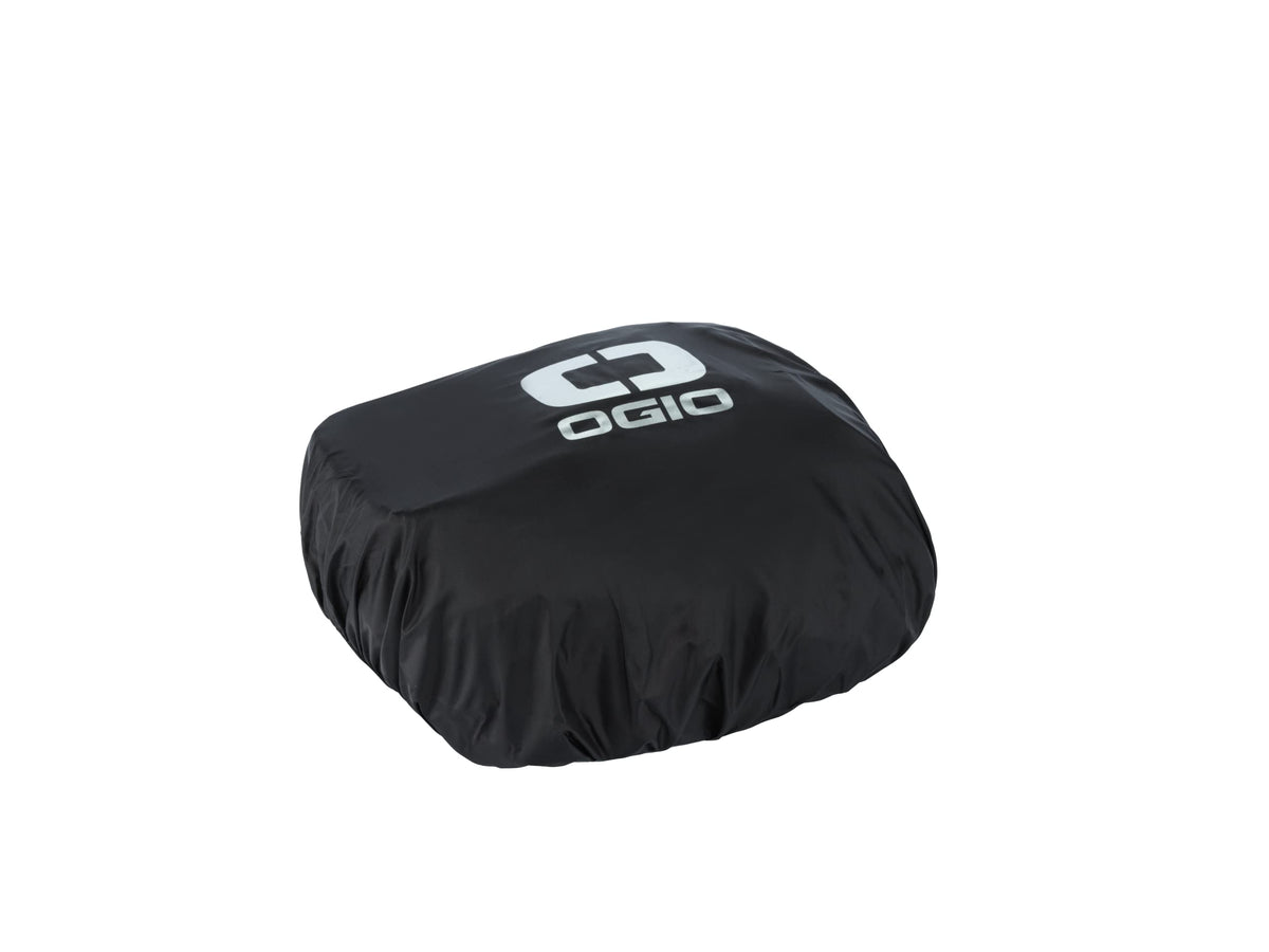 OGIO Supermini Tanker Stealth 2.0 magnetic clip detail illustrates secure attachment