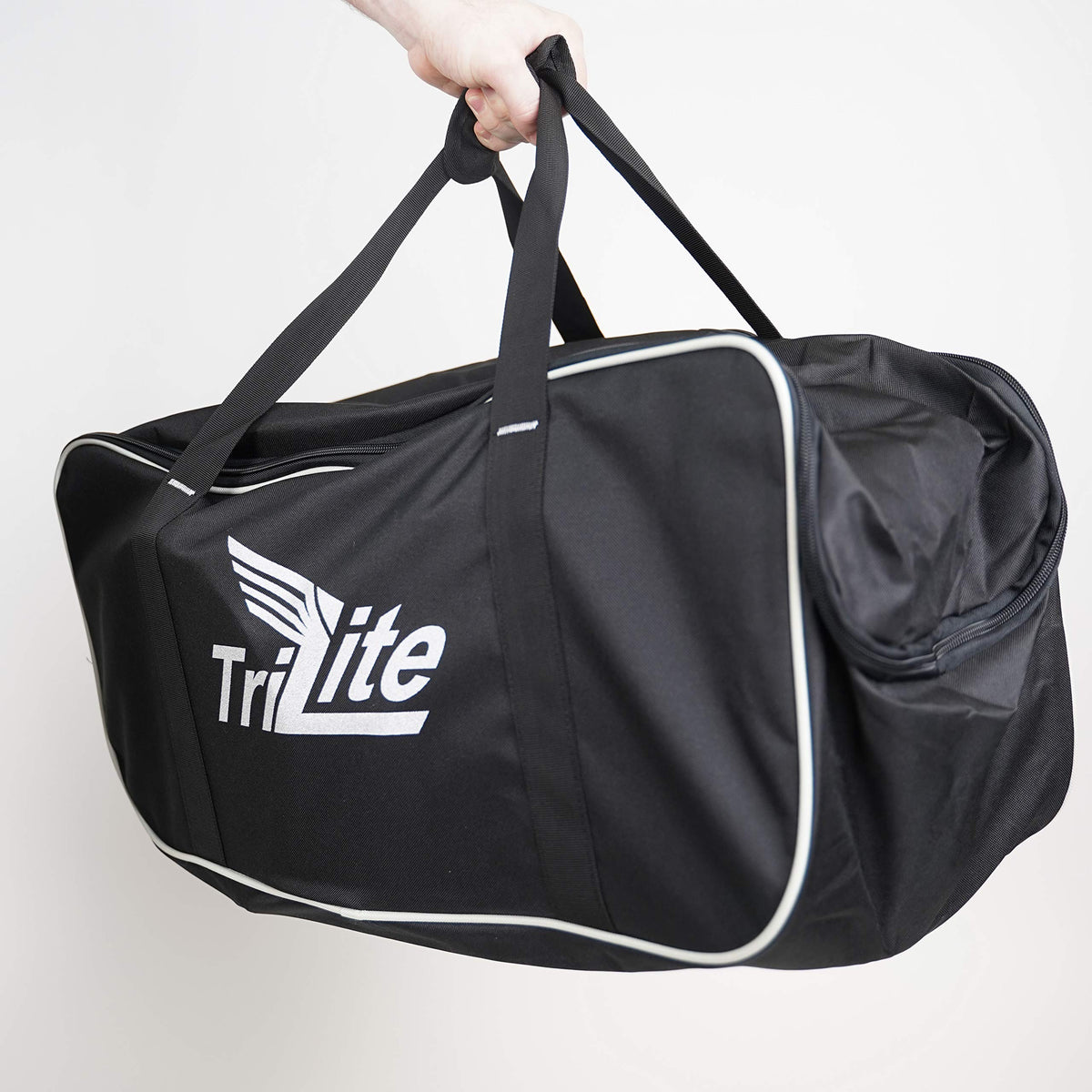 Travel-ready protection for your Trilite with the OMADA GOLF Carry Bag.