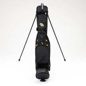 Dual-club divider keeps clubs separated, preventing clanks and tangles.