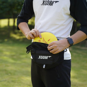 ONEATTACK disc golf starter bag in black offers versatile game-day use.