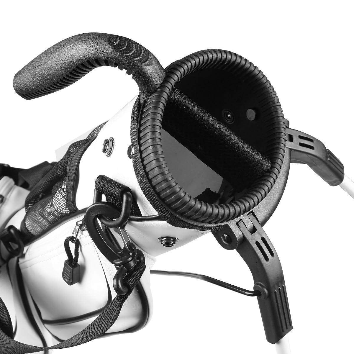 Compact size ideal for cart-path-only rounds and selective club carriage