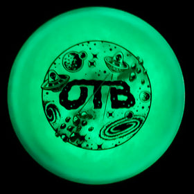 OTB Buzzz glow midrange pink helps confidence on hyzer and flat shots.