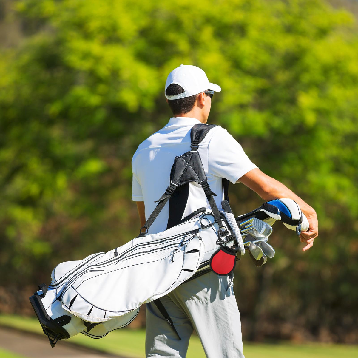 PATIKIL easy-clean on-the-go golf ball washer with simple use.