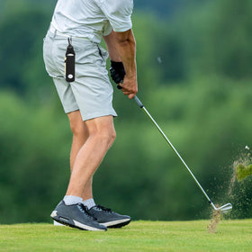 PATIKIL tees-holder pouch demonstrates secure side insertion for tees during rounds.