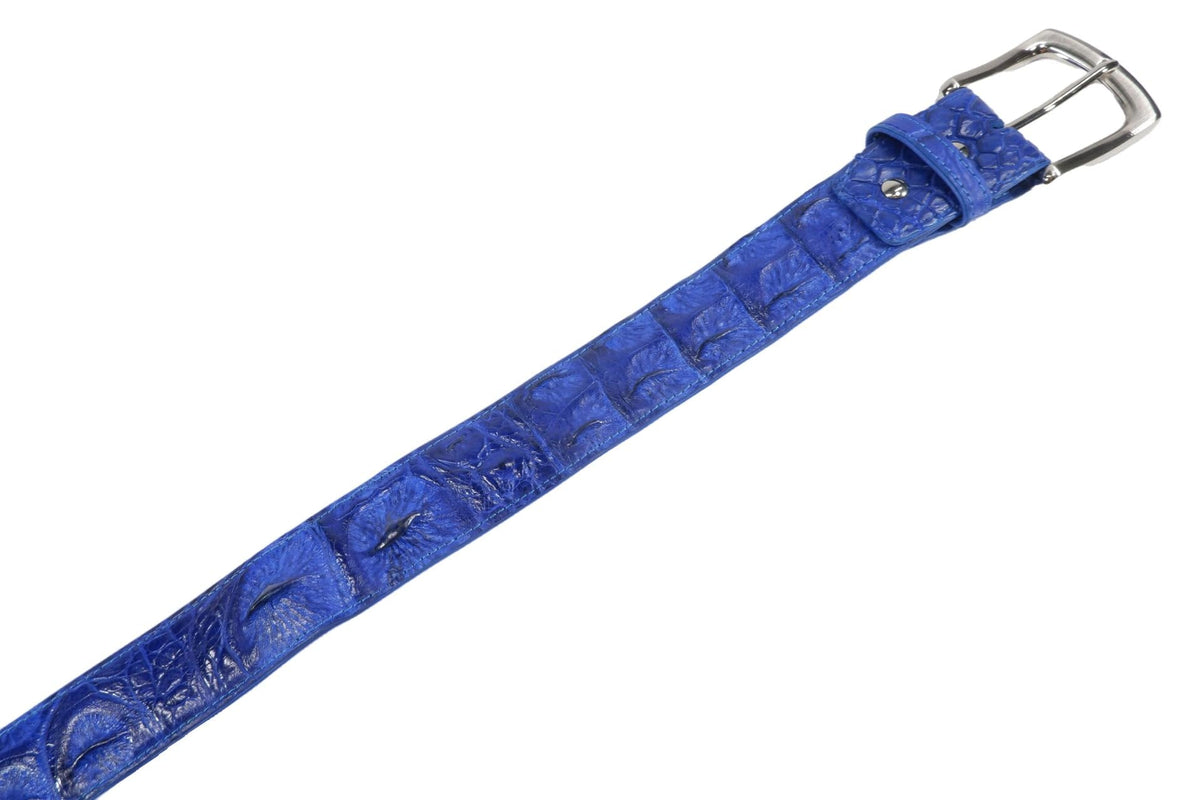 Pelgio belt buckle with removable screw offers easy adjustments.