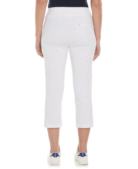 PGA TOUR capri pants with tummy control for a smooth silhouette on the course.