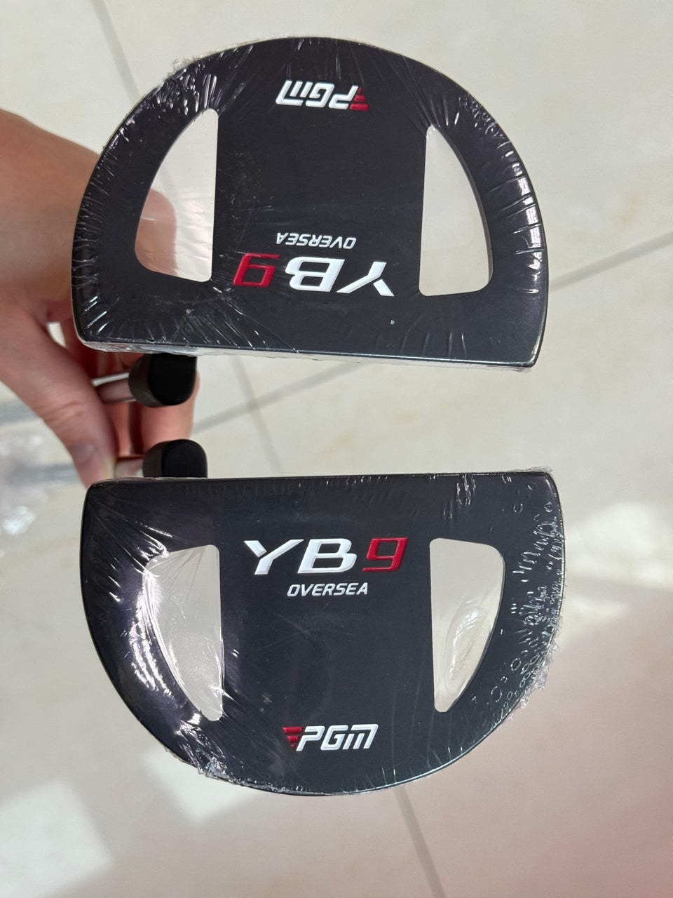 PGM left-handed mallet putter with alignment line for precise targeting and smooth rolls