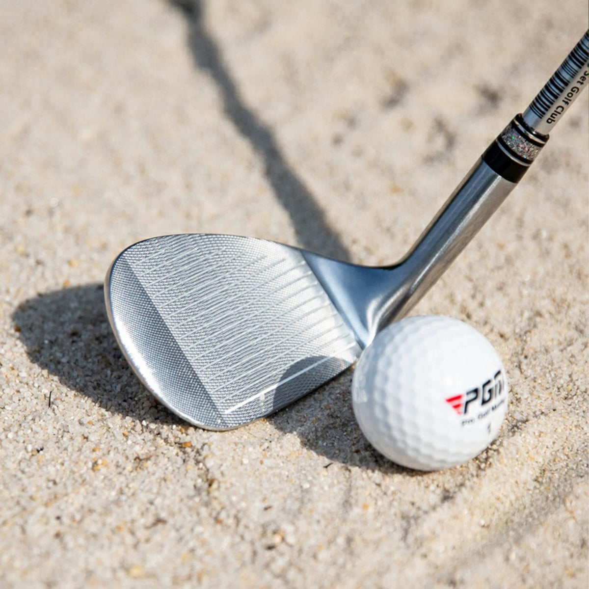 PGM Right Handed Wedge 72° bounce ideal for greenside escape
