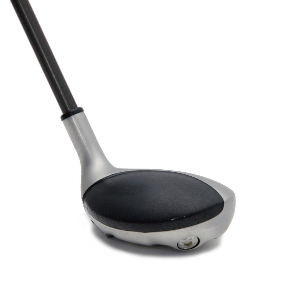Pinemeadow Command 3 Hybrid graphite shaft improves feel and distance control.