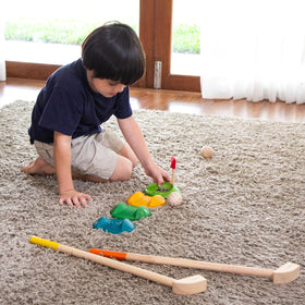 PlanToys Mini Golf Set eco materials: rubberwood and non-toxic dyes.