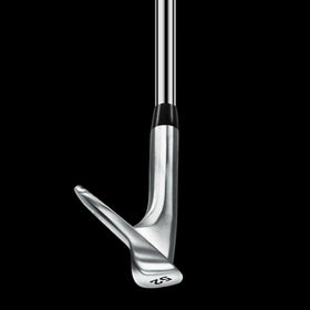 Powerbilt X-Grind 60° lob wedge enables high, soft approach shots.